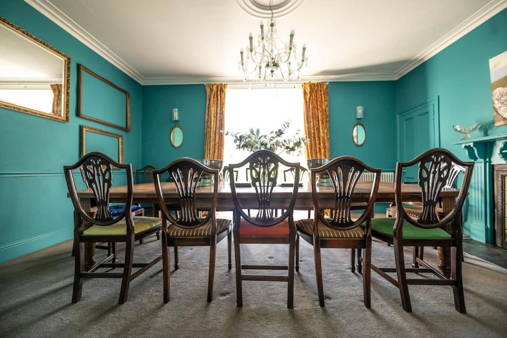 Georgian Country House -Panoramic Views -Sleeps 12 Ruthin Exterior foto