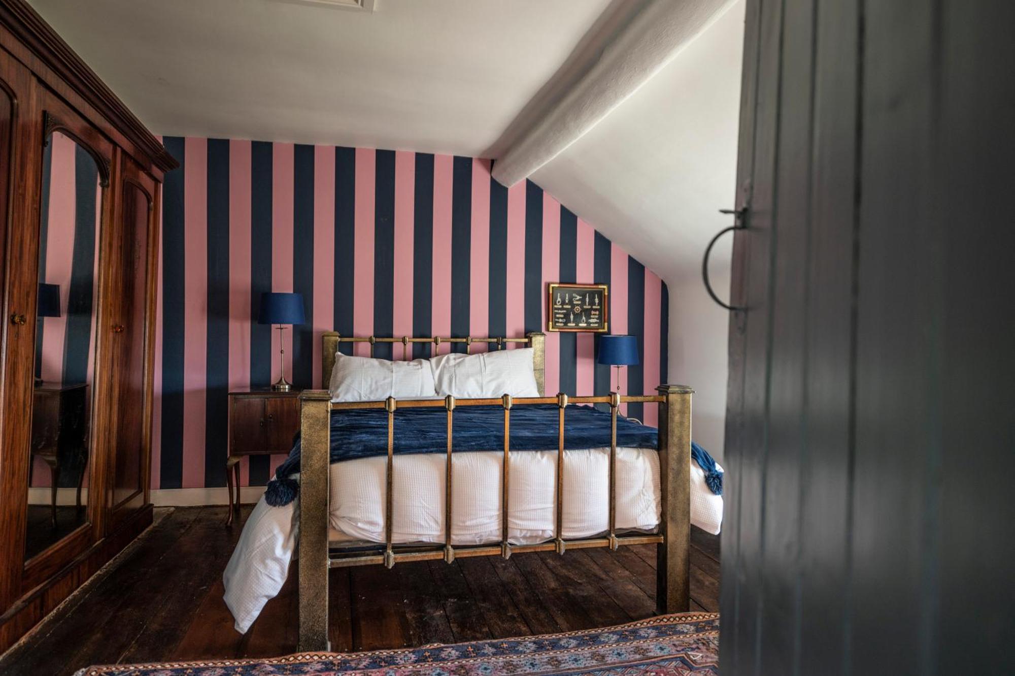 Georgian Country House -Panoramic Views -Sleeps 12 Ruthin Exterior foto
